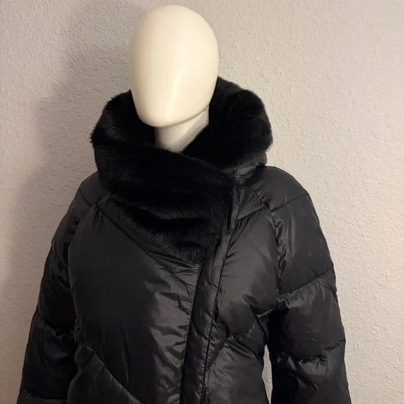NWT‎ H by HALSTON Black Quilted Puffer Coat Asymmetric Oversized Faux Fur Collar - Picture 7 of 17